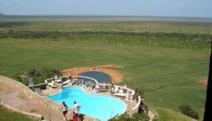 voi-safari-lodge